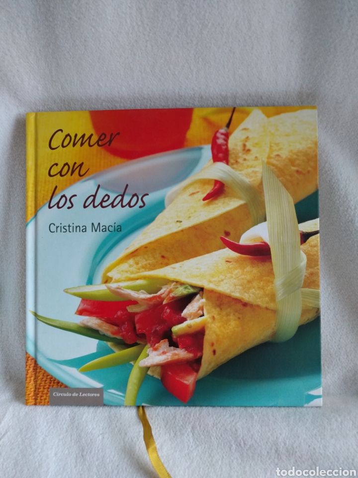 Libros de segunda mano: Comer con los dedos Cristina Mac&iacute;a c&iacute;rculo de lectores. - Foto 1