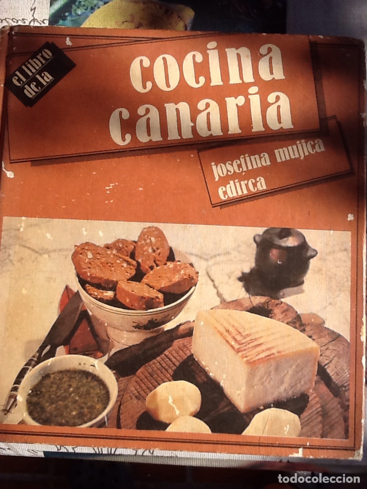 Libros de segunda mano: EL LIBRO DE LA COCINA CANARIA - Foto 1