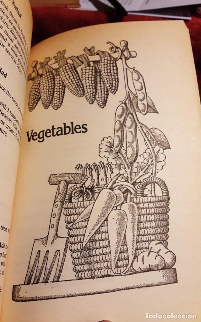 Libros de segunda mano: Hungarian cookery. Fred Macnicol. 1978 First published - Foto 4