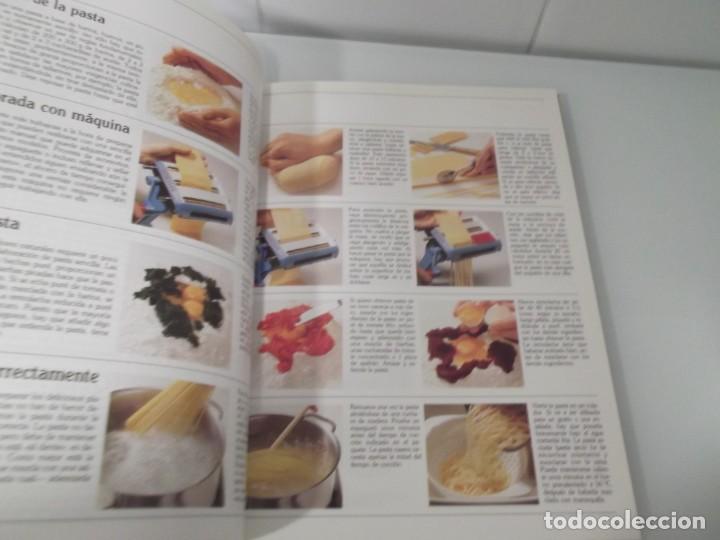 Libros de segunda mano: Pasta libro de recetas del circulo de lectores. - Foto 3