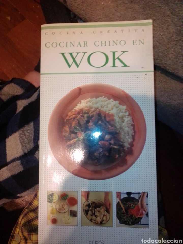 Libros de segunda mano: Cocinar chino en wok - Foto 1