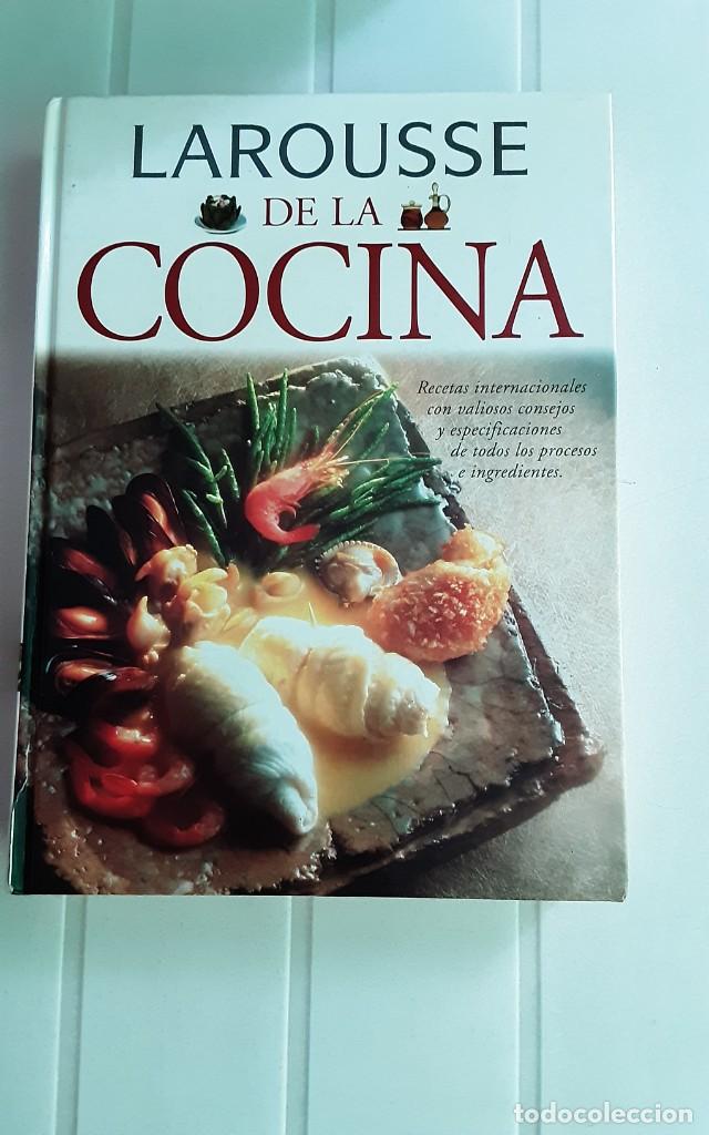 Libros de segunda mano: Larousse de la cocina - Larousse 2000 - Foto 1