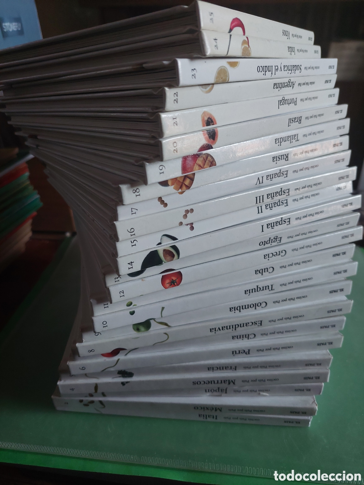 Libros de segunda mano: COCINA PA&Iacute;S POR PA&Iacute;S COLECCI&Oacute;N COMPLETA 25 TOMOS