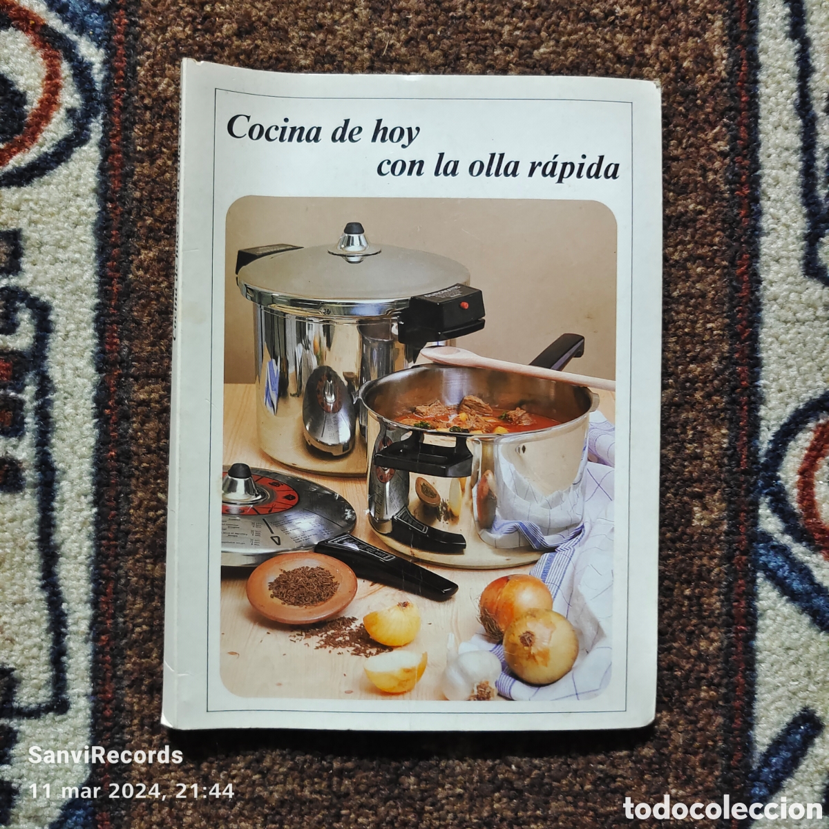 Libros de segunda mano: COCINA DE HOY CON LA OLLA R&Aacute;PIDA