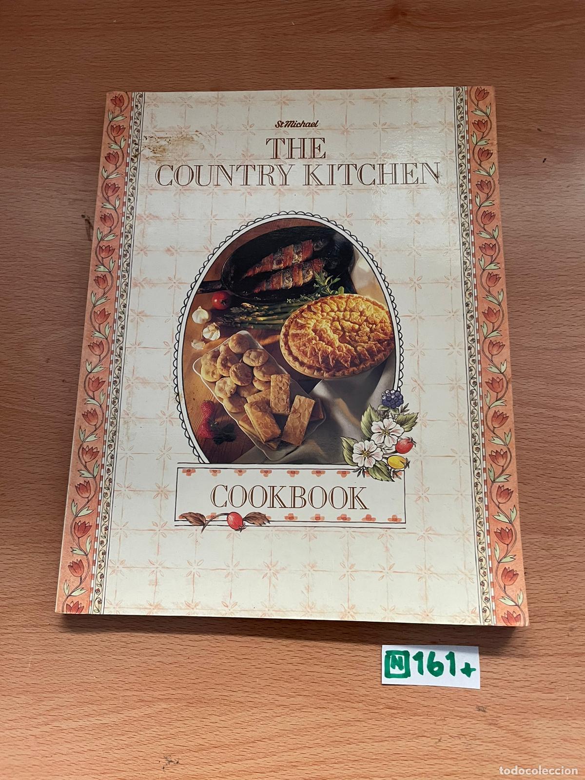 Libros de segunda mano: Libro: the country kitchen - Foto 1