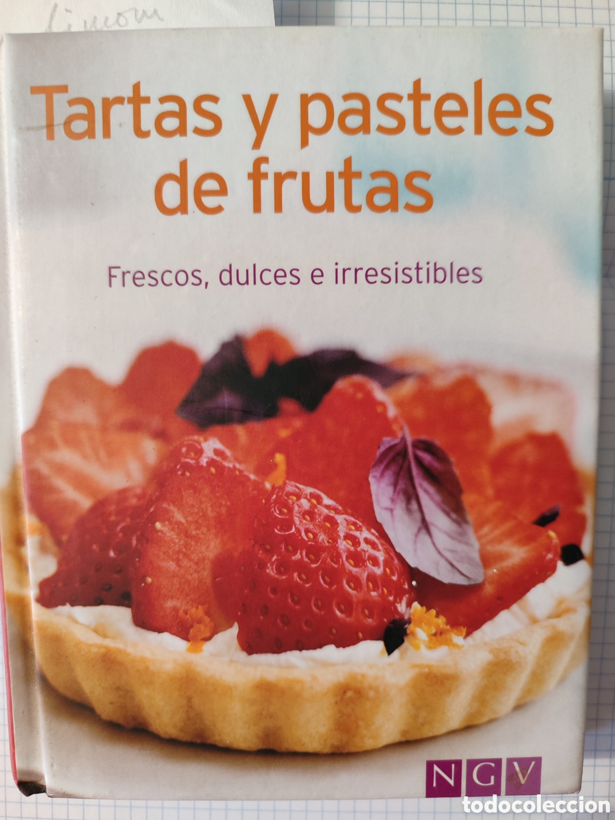Libros de segunda mano: TARTAS Y PASTELES DE FRUTA. Nuevo.