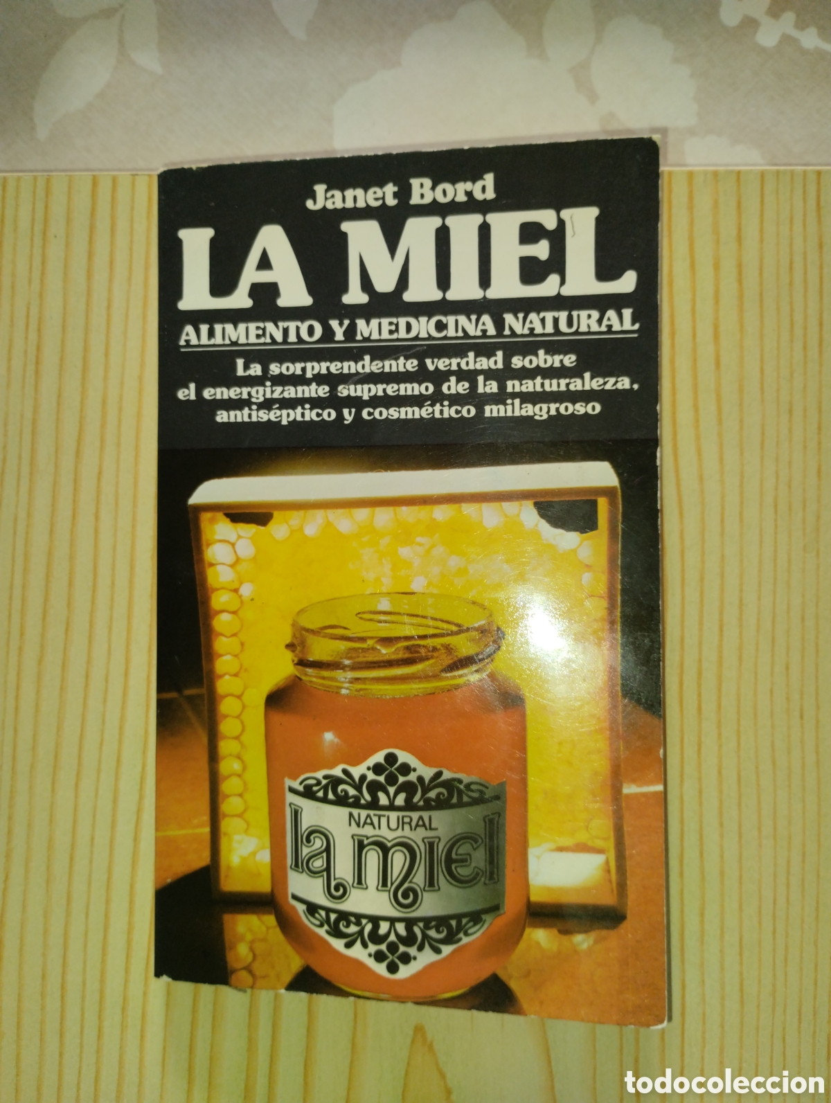 Gebrauchte B&uuml;cher: LA MIEL, ALIMENTO Y MEDICINA NATURAL