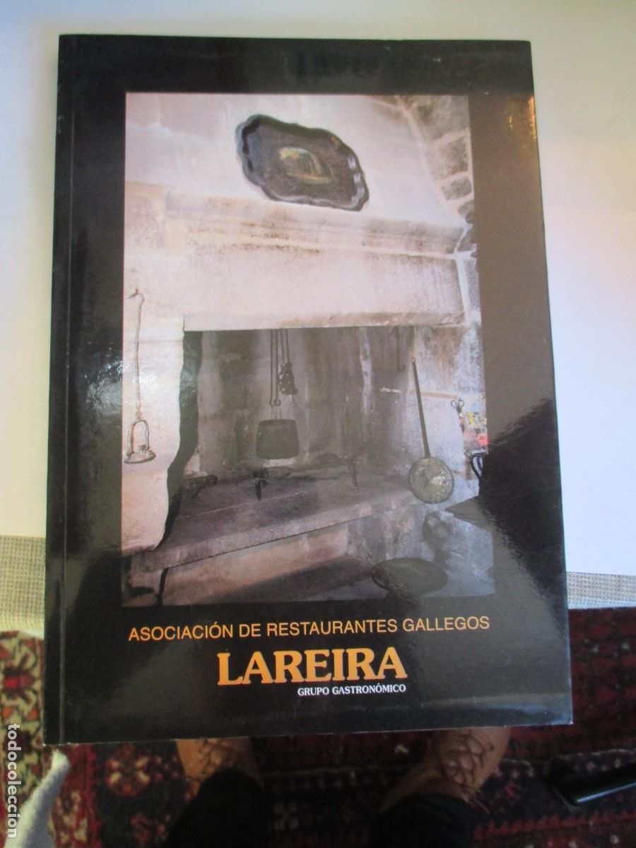 Second hand books: Asociaci&oacute;n de restaurantes gallegos Lareira W34047
