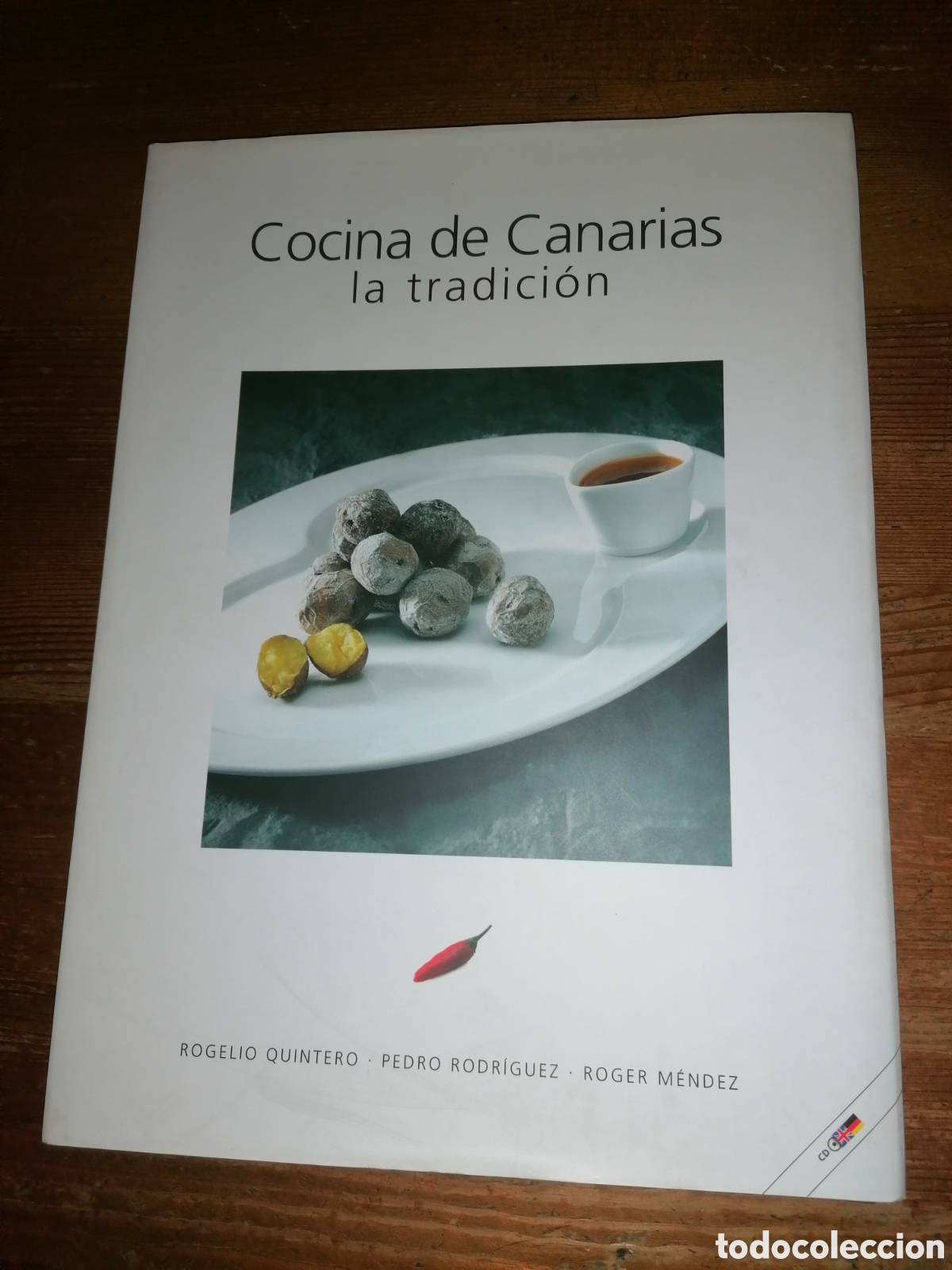 Libros de segunda mano: COCINA DE CANARIAS - La Tradici&oacute;n - Foto 1