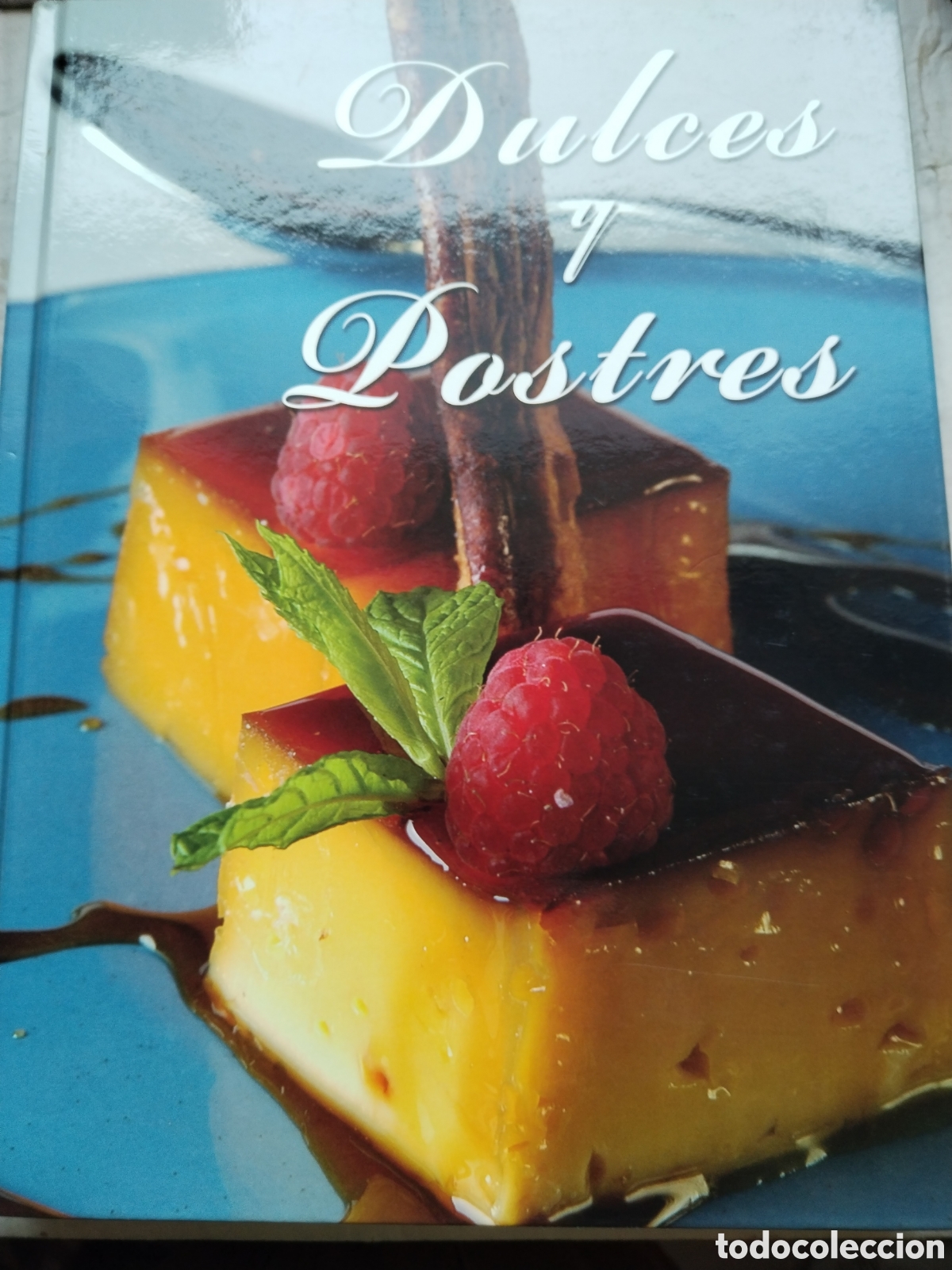 Libros de segunda mano: DULCES Y POSTRES......... - Foto 1