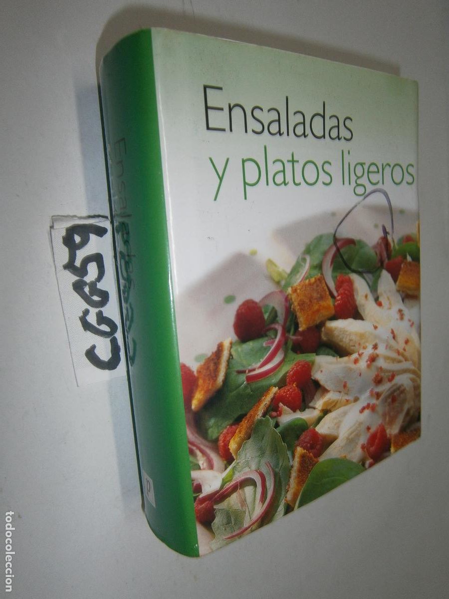 Libros de segunda mano: LIBRO DE COCINA - ENSALADAS Y PLATOS LIGEROS
