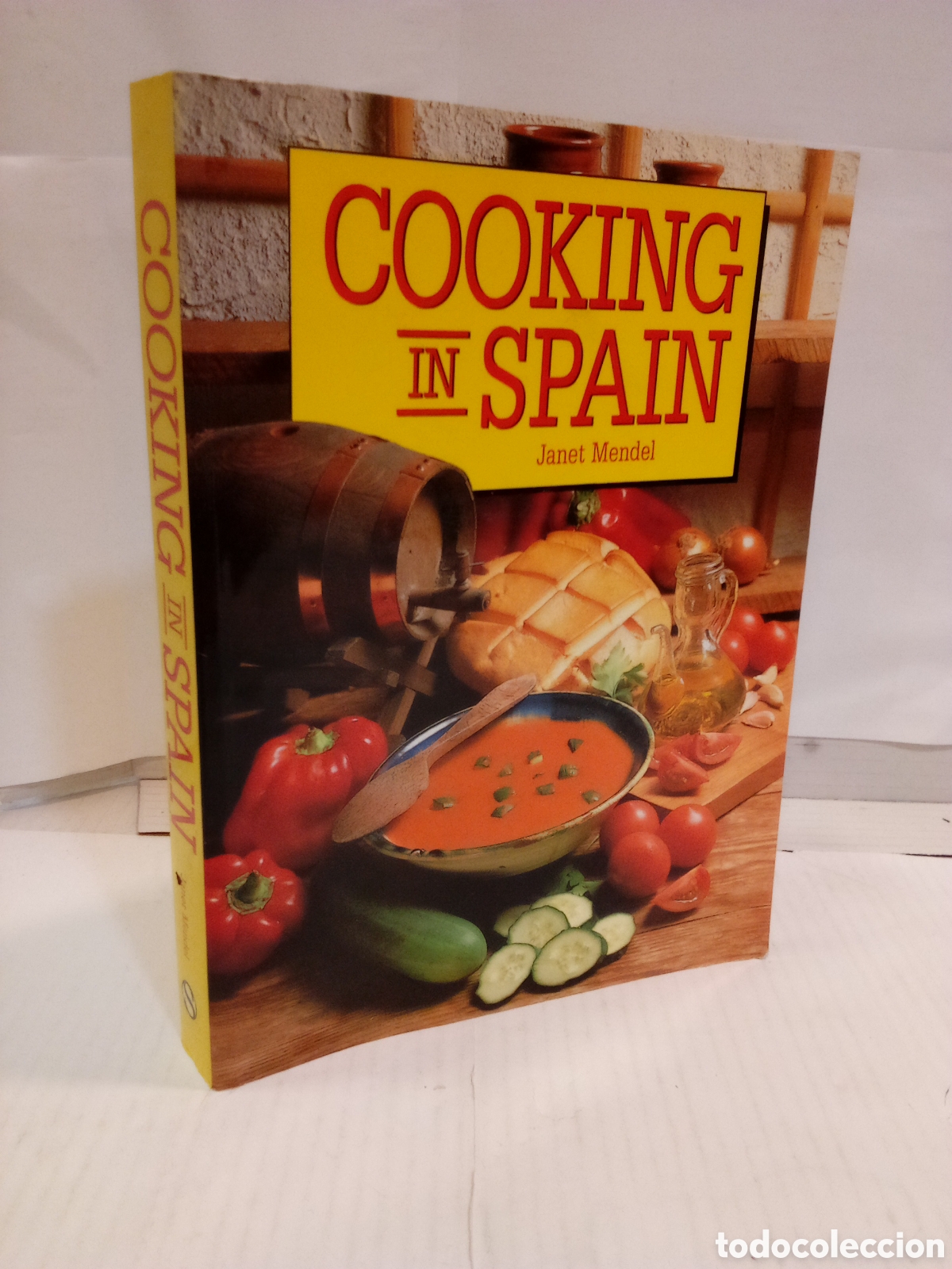 Libros de segunda mano: Janet Mendel - Cooking in Spain
