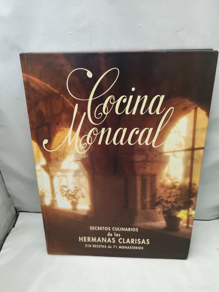 Libros de segunda mano: Cocina Monacal. Secretos Culinarios de las Hermanas Clarisas (Tapa dura, Formato Grande: 31x24 cms.)