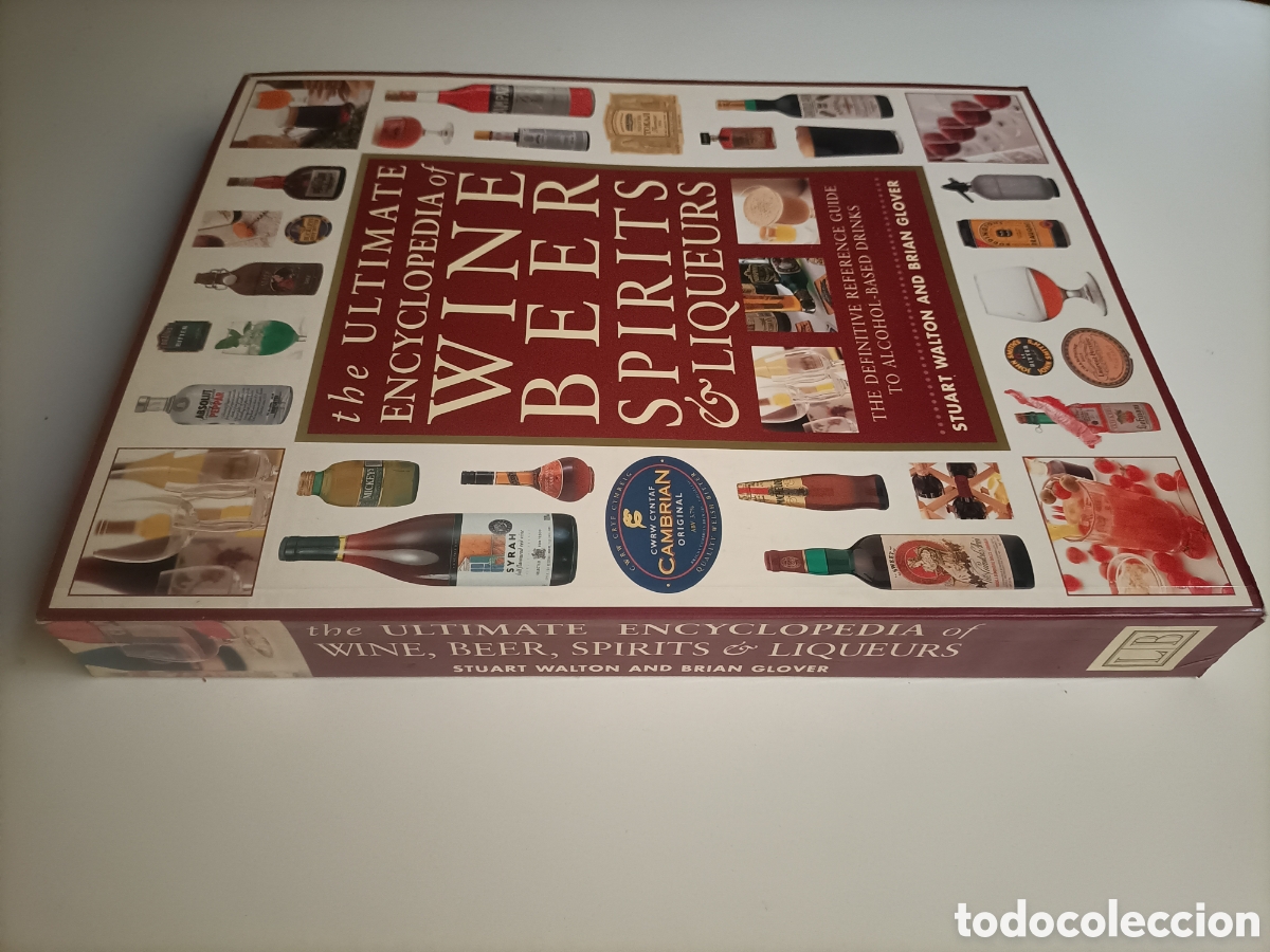 Libros de segunda mano: The ultimate encyclopedia of wine, Beer Spirits liquerurs. Texto en ingl&eacute;s vinos cervezas