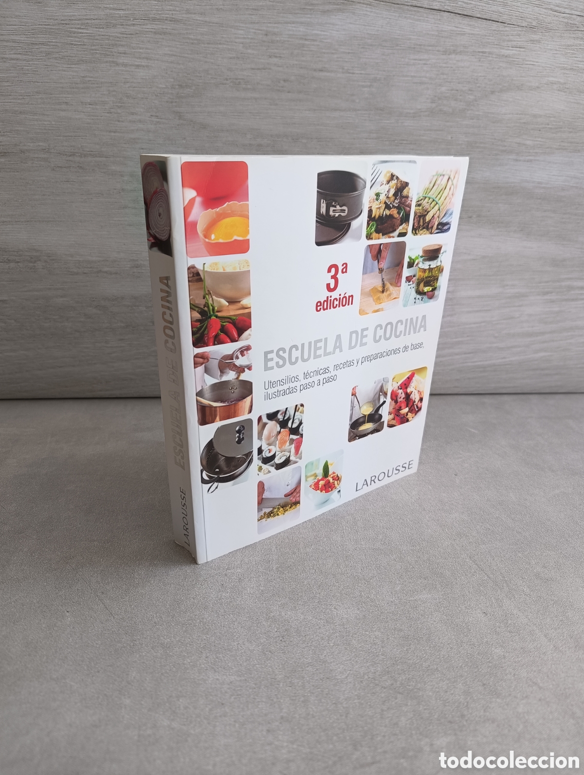 Libri di seconda mano: ESCUELA DE COCINA. LAROUSSE. Utensilios, t&eacute;cnicas, recetas y preparaciones de base.