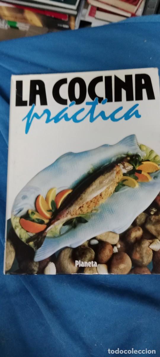 Libros de segunda mano: DOS TOMOS DE LA COCINA PRACTICA LOS DE FOTO LIBRO B-WO