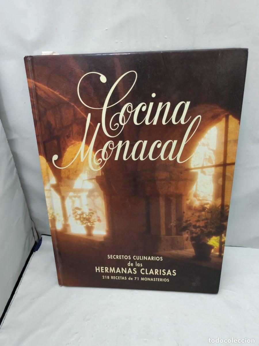 Libros de segunda mano: Cocina Monacal. Secretos Culinarios de las Hermanas Clarisas (Formato Grande: 31 x 24 cms.)
