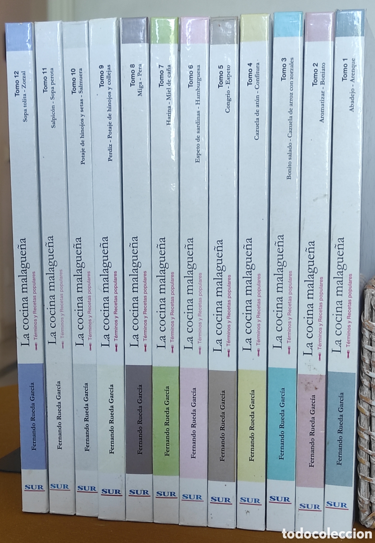 Libros de segunda mano: LA COCINA MALAGUE&Ntilde;A. T&Eacute;RMINOS Y RECETAS POPULARES. 12 TOMOS. COMPLETA. FERNANDO RUEDA