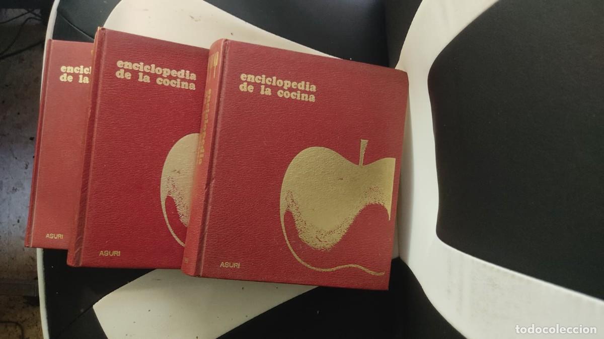 Libros de segunda mano: Enciclopedia de la Cocina. Cocinando a la espa&ntilde;ola. 3 Tomos, Ed. Cant&aacute;brica, 1974-75