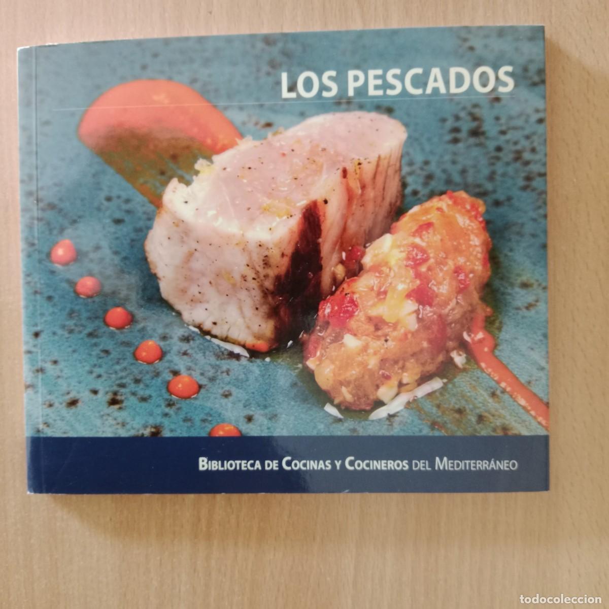 Libros de segunda mano: LOS PESCADOS - BIBLIOTECA DE COCINAS Y COCINEROS DEL MED. - ARTES GR&Aacute;F. BALEARES S.L.U. - A&Ntilde;O 2013.