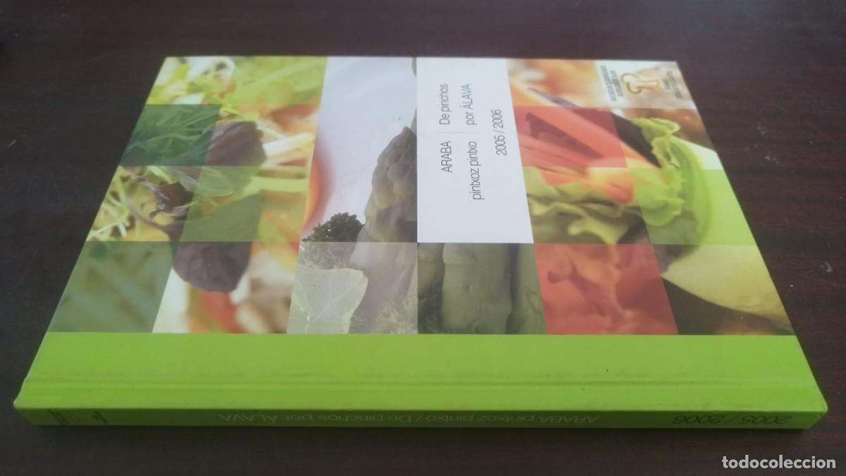 Libros de segunda mano: DE PINCHOS POR ALAVA / / ZUX 19