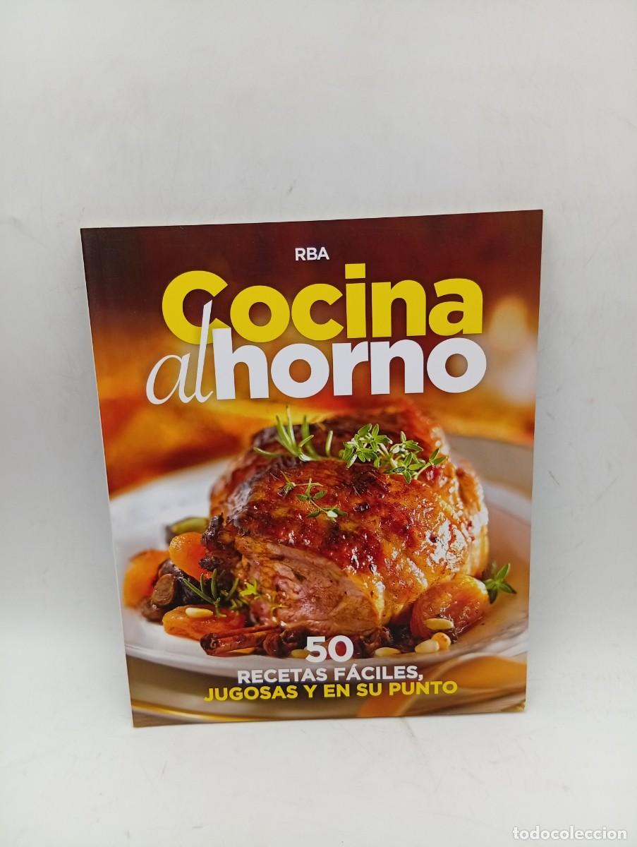 Libros de segunda mano: COCINA AL HORNO. 50 RECETAS FACILES, JUGOSAS Y EN SU PUNTO. EDICION RBA. 2020. PAGS : 118.