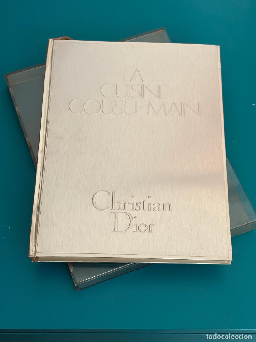 Libros de segunda mano: Christian Dior &ndash; La Cuisine cousu-main &ndash; 1972 &ndash; Ejemplar n&ordm; 2152 completo con estuche y men&uacute;