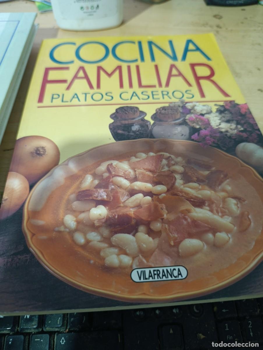 Libros de segunda mano: COCINA FAMILIAR PLATOS CASEROS. EST32B5