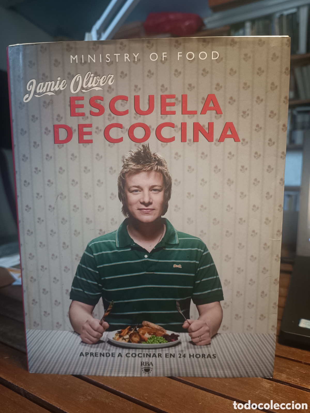 Libros de segunda mano: ESCUELA DE COCINA JAMIE OLIVER Aprenda a cocinar en 24 horas. RBA 2009 1&ordf; EDICI&Oacute;N ministry Of food