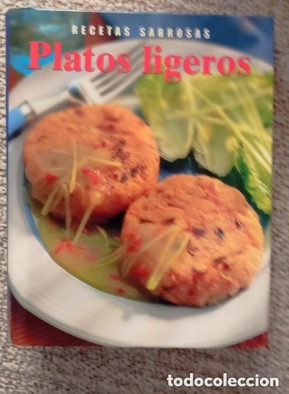 Libros de segunda mano: PLATOS LIGEROS - RECETAS SABROSAS - tapa dura