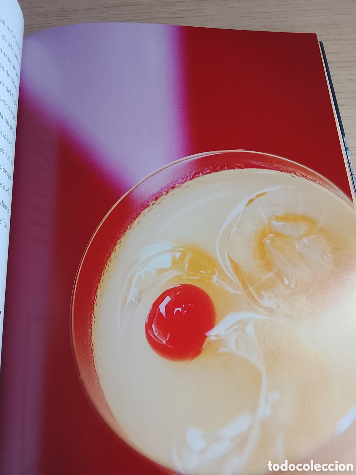 Libros de segunda mano: COCTAILS & DRINKS BOOK - Foto 2