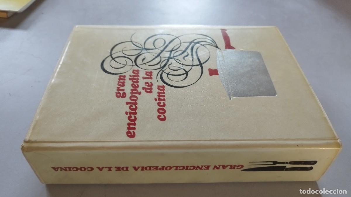 Livros em segunda m&atilde;o: GRAN ENCICLOPEDIA DE LA COCINA / SANTI-BRERA / GRAV 26 / CIRCULO DE LECTORES