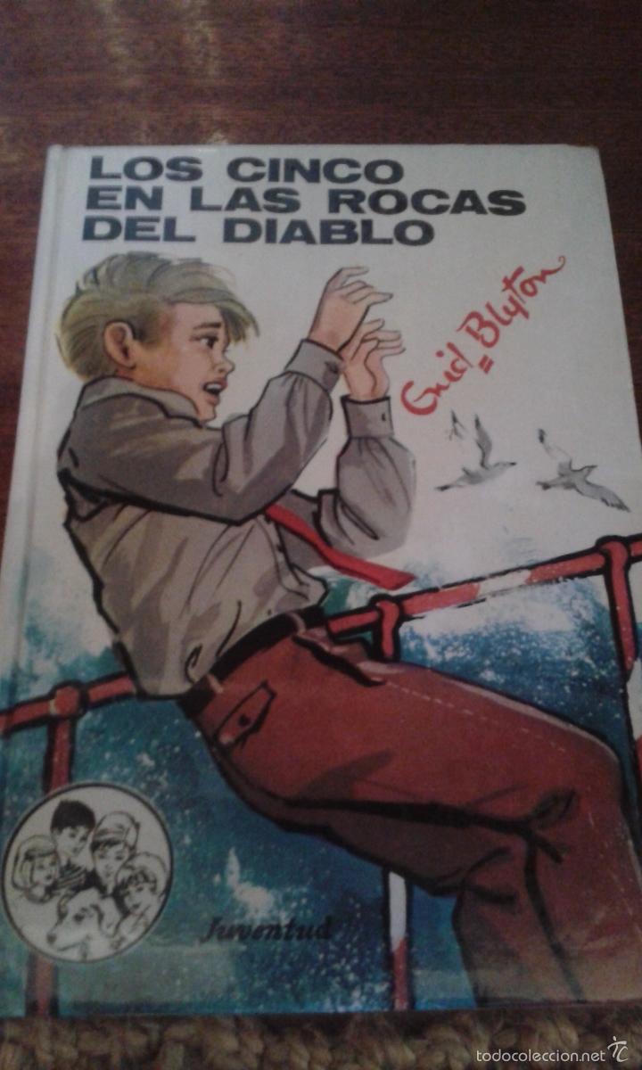 Libros de segunda mano: Los cinco en las rocas del diablo - Enid Blyton - Foto 1