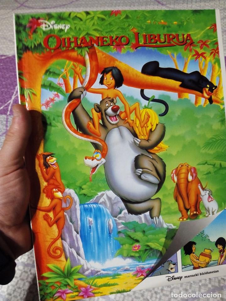 Libros de segunda mano: Libro en Euskera -El libro de la Selva- - Foto 1