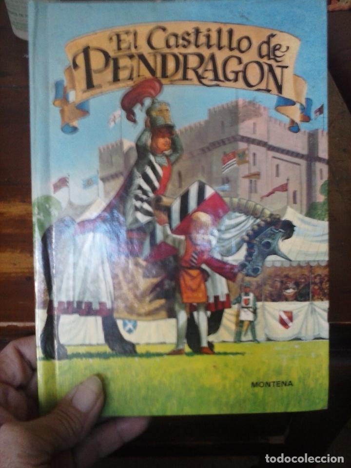 Libros de segunda mano: LIBRO DESPLEGABLE EL CASTILLO DE PENDRAGON - Foto 2