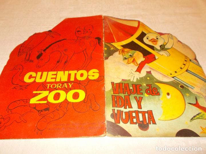 Libros de segunda mano: VIAJE DE IDA Y VUELTA Cuento troquelado - Foto 2