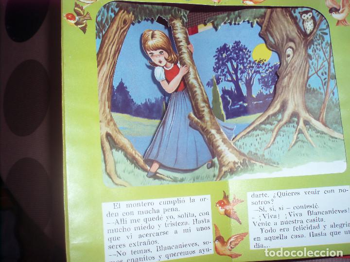 Libros de segunda mano: blancanieves libro diorama editorial roma original - Foto 3