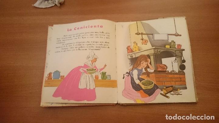 Libros de segunda mano: 3 CUENTOS EN UN LIBRO , LA CENICIENTA - LA BELLA DURMIENTE - BLANCANIEVES - Foto 3