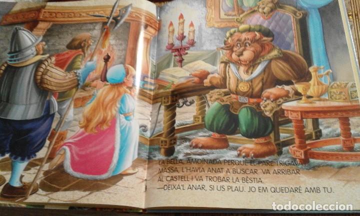 Libros de segunda mano: La Bella i la B&egrave;stia - Super Cl&agrave;ssics - en catal&agrave; - Foto 3