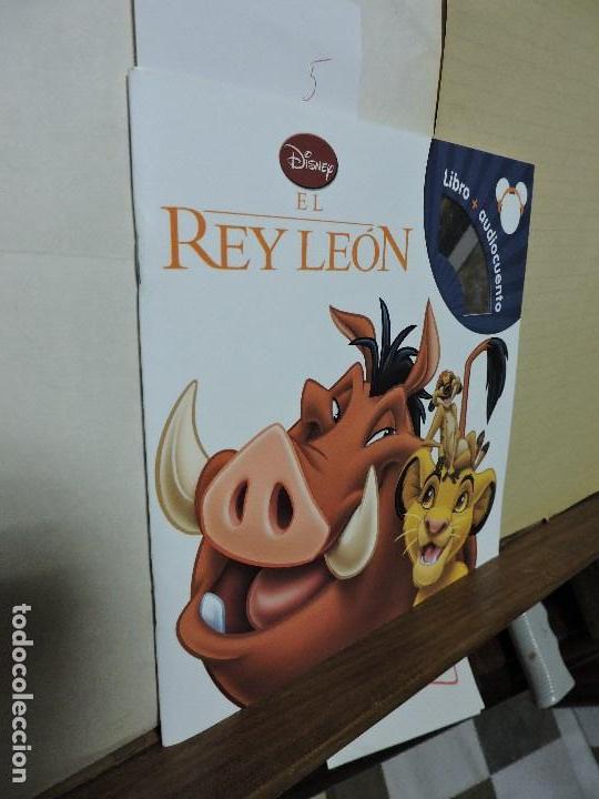 Libros de segunda mano: El Rey Le&oacute;n. Libro+audiciones. Ed. Diario ABC. Madrid 2011 - Foto 1
