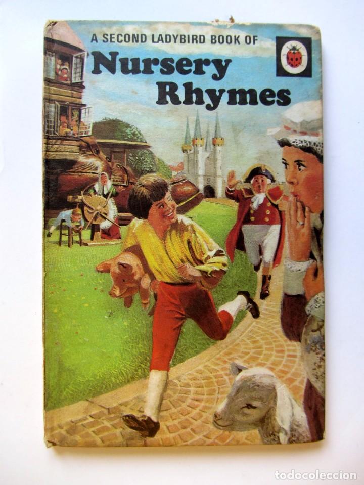 Libri di seconda mano: A SECOND LADYBIR BOOK OF NURSERY RHYMES  1966 ILUSTRATED