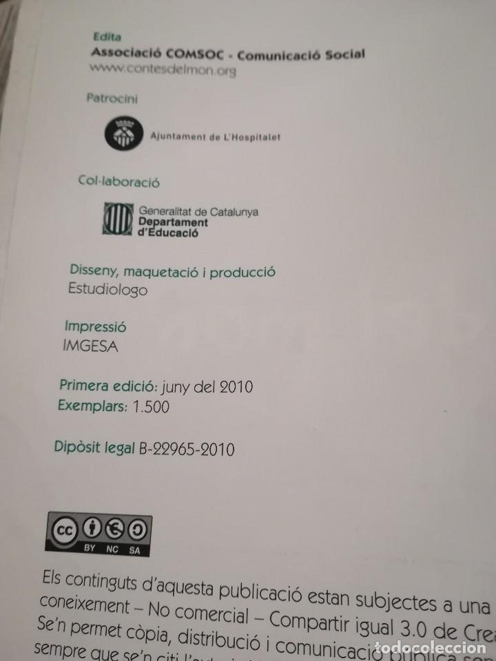 Libros de segunda mano: Contes del m&oacute;n - Concurs de podcast - Associaci&oacute; COMSOC - Cont&eacute; CD - en catal&agrave; - Foto 4