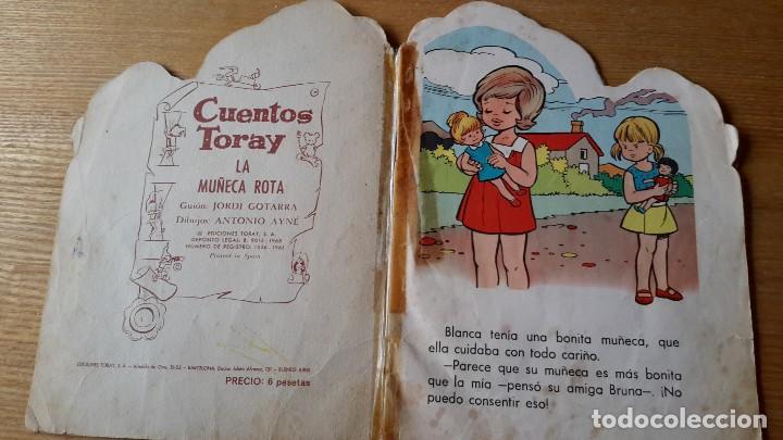 Libros de segunda mano: Cuento troquelado. La mu&ntilde;eca rota. Ed. Toray. 1968. - Foto 2