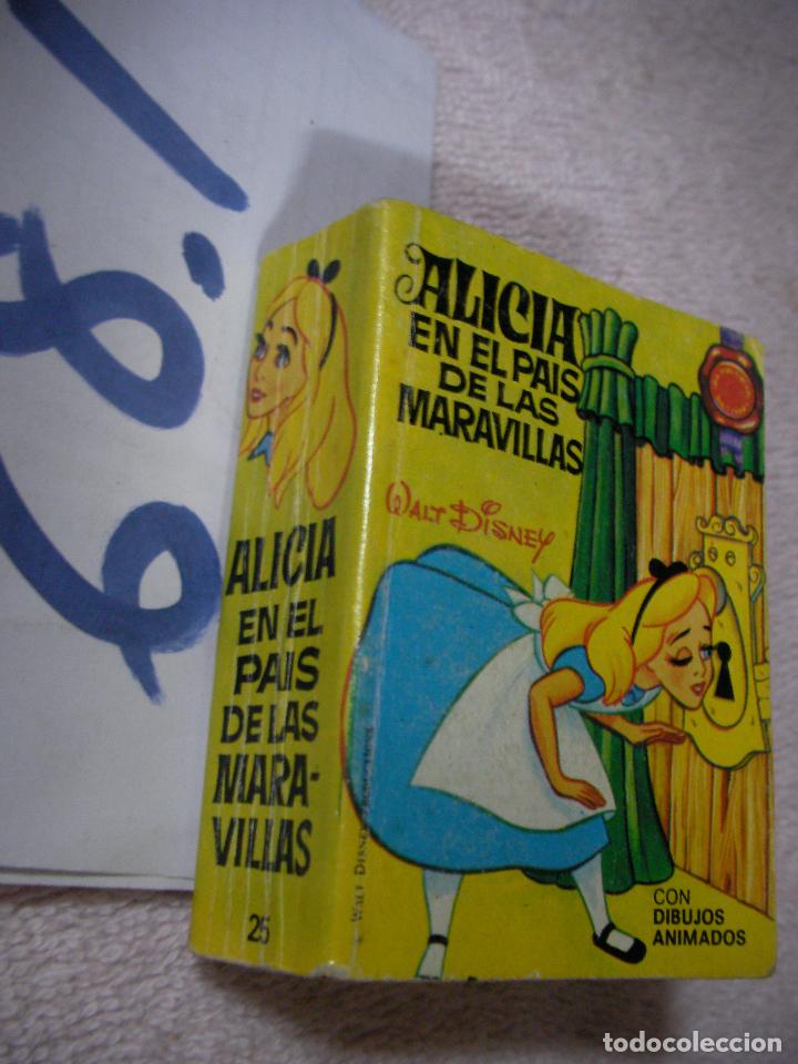 Livros em segunda m&atilde;o: ANTIGUO CUENTO ALICIA EN EL PAIS DE LAS MARAVILLAS