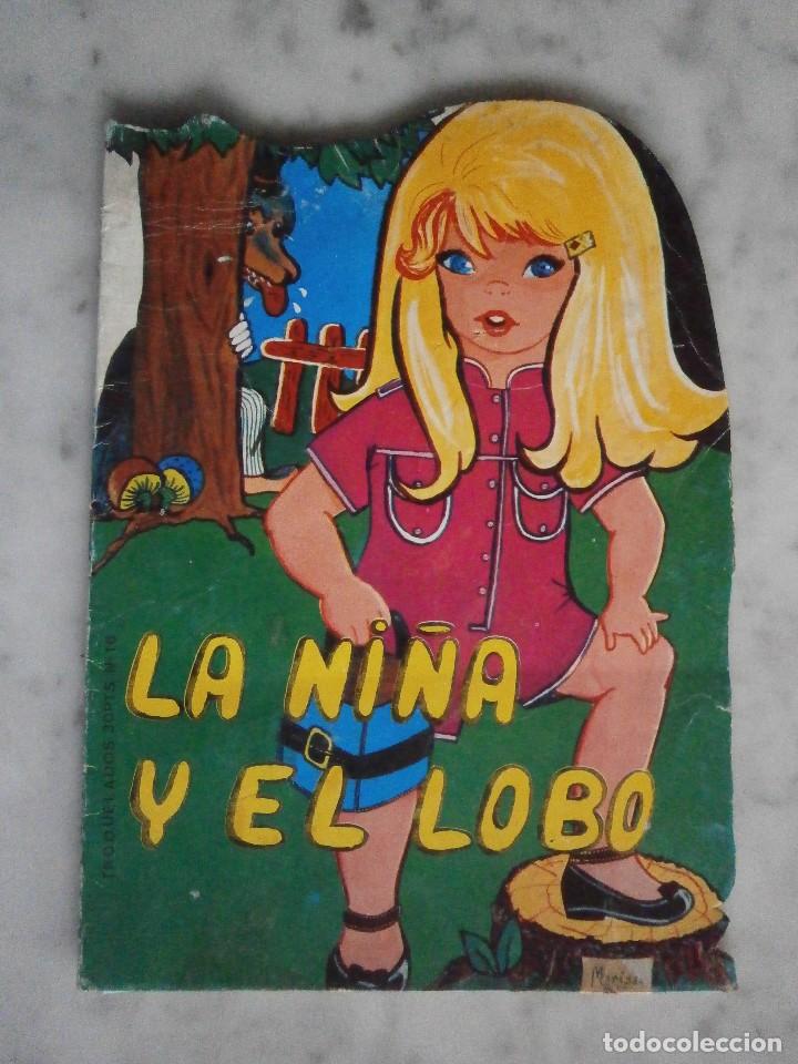 Libros de segunda mano: cuento troquelado - la ni&ntilde;a y el lobo - editorial vilmar - - Foto 1