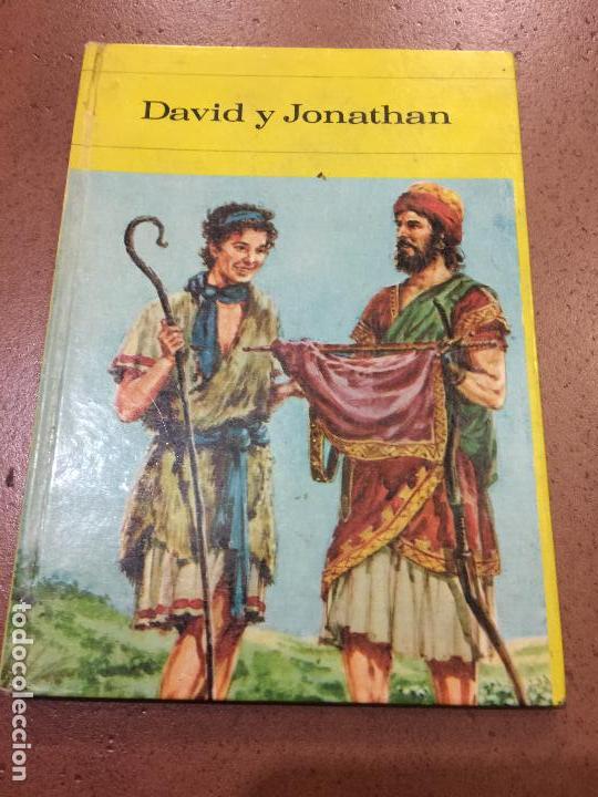 Libros de segunda mano: DAVID Y JONATHAN. EPISODIOS BIBLICOS. 24pgs. Mide 18x13 - Foto 1
