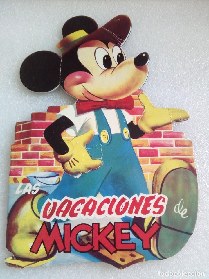 Libros de segunda mano: CUENTO TROQUELADO * LAS VACACIONES DE MICKEY * EDIGRAF 1967 - Foto 1