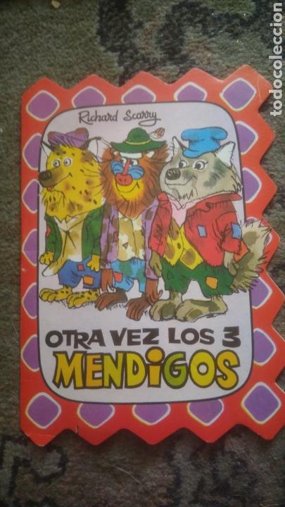 Libros de segunda mano: LOS TRES MENDIGOS. Cuento troquelado