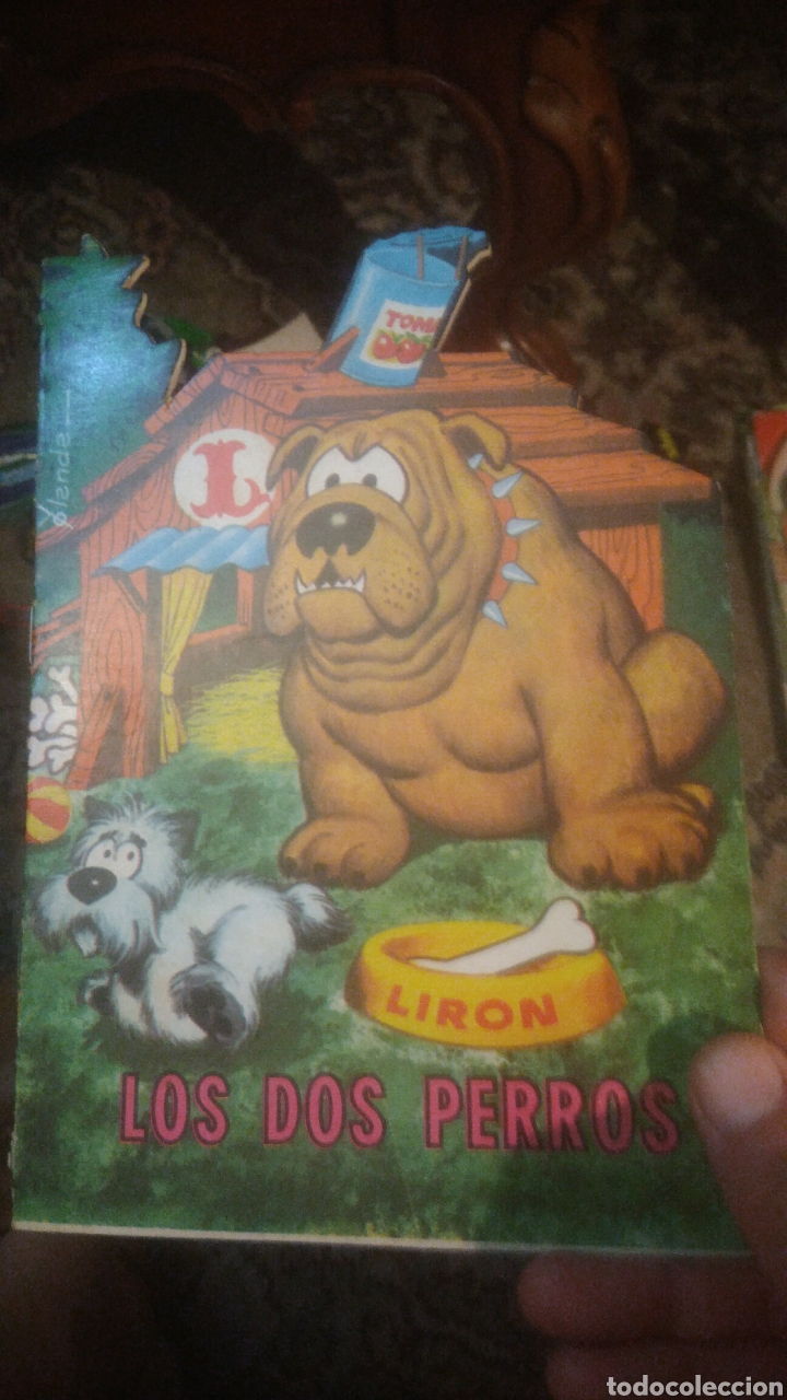 Libros de segunda mano: TORAY 1971. LOS DOS PERROS. cuento troquelado - Foto 1