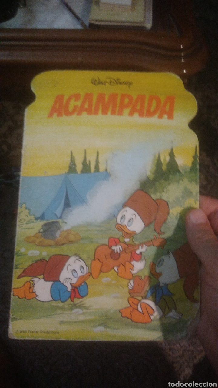 Libros de segunda mano: WALT DISNEY 1983. ACAMPADA. cuento troquelado - Foto 1